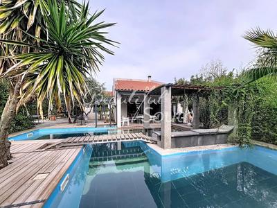 Villa - 159 m² - 6 pièces