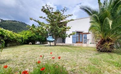 Maison traditionnelle - 172 m² - 6 pièces