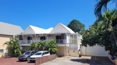 Bureau - 140 m² - 6 pièces