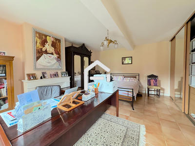 Villa - 350 m² - 9 pièces