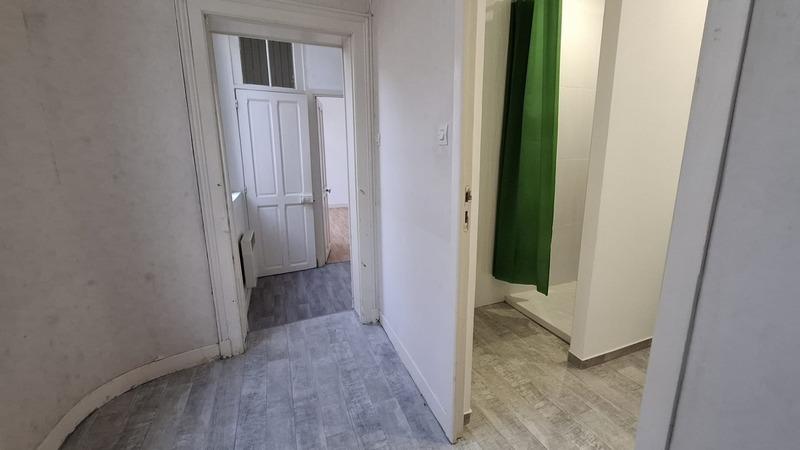 Appartement - 80 m² - 5 pièces