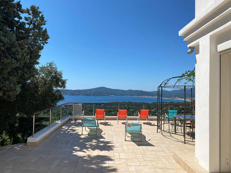 Villa - 400 m² - 8 pièces