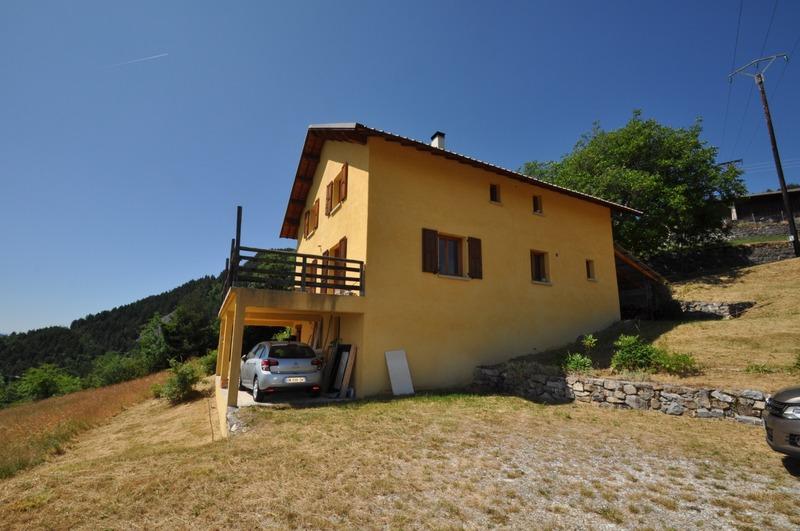 Maison - 180 m² - 6 pièces