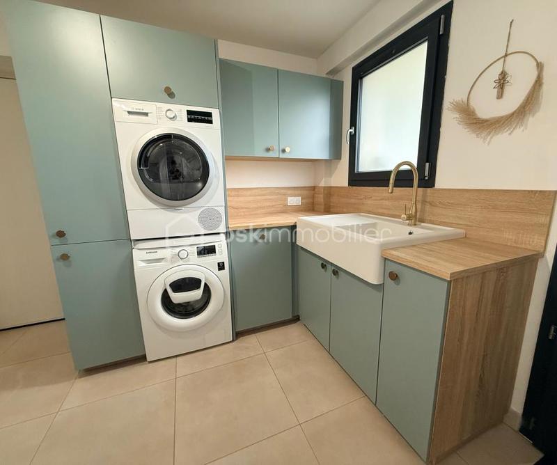 Villa - 145 m² - 6 pièces