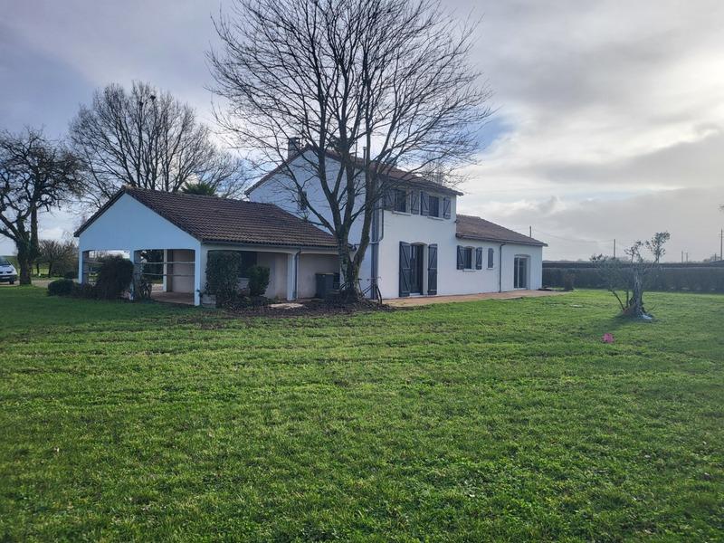 Maison - 144 m² - 7 pièces