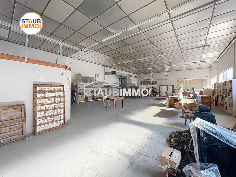 Local d'activités - 220 m²