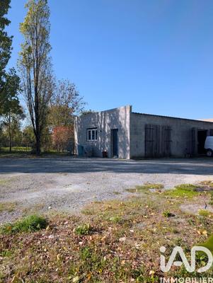 Appartement - 96 m² - 1 pièce