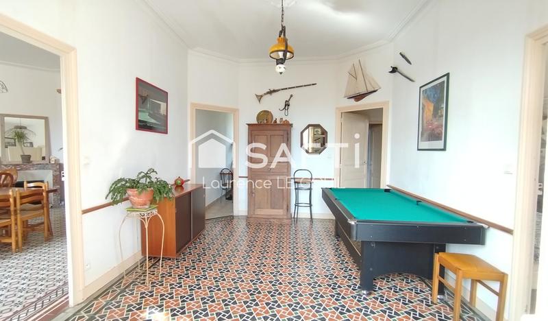 Maison - 172 m² - 8 pièces