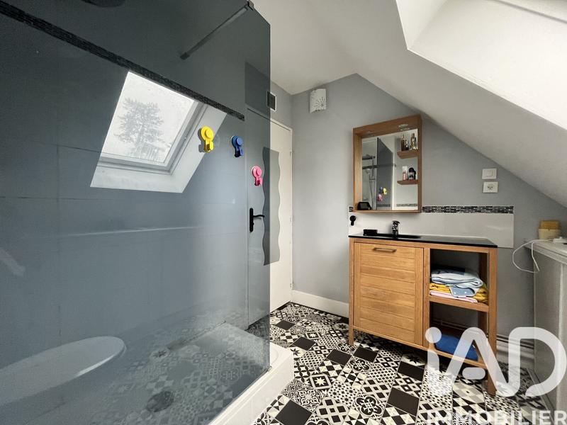 Maison - 150 m² - 7 pièces