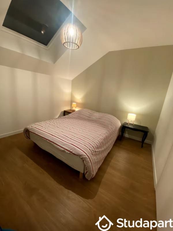 Chambre - 10 m² - 1 pièce