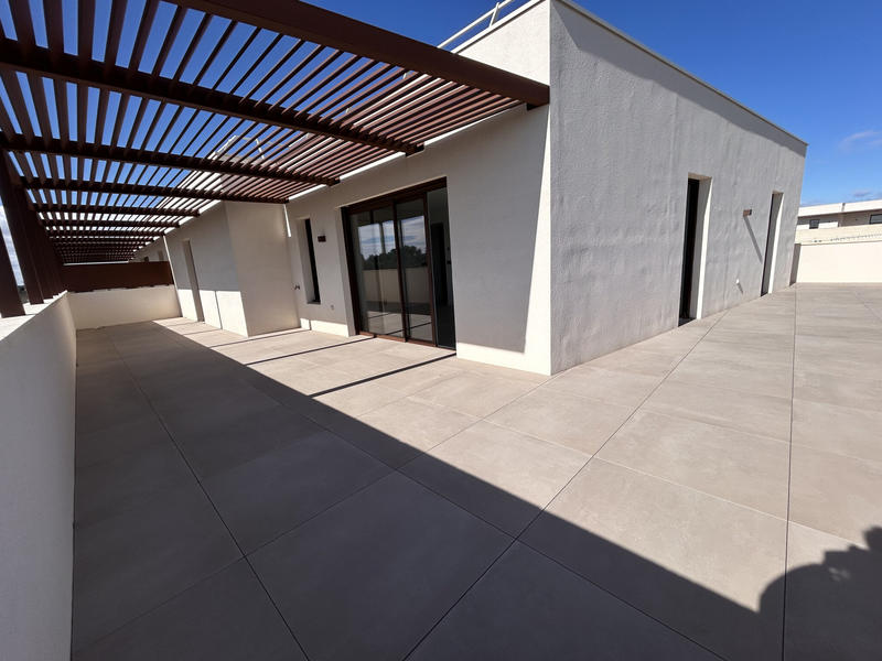 Appartement - 97 m² - 5 pièces