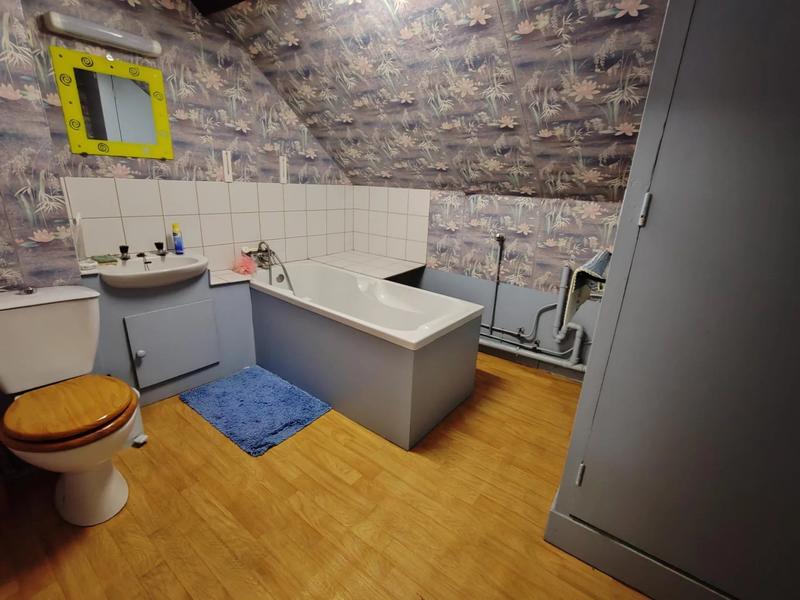 Maison - 191 m² - 7 pièces