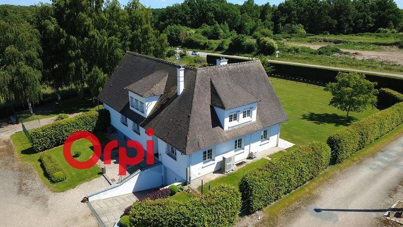 Maison - 225 m² - 7 pièces