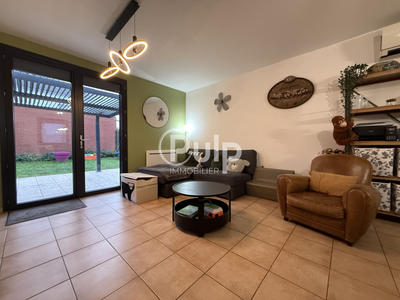 Maison - 90 m² - 6 pièces