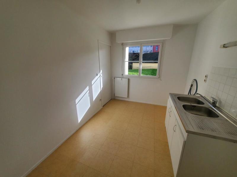 Appartement ancien - 86 m² - 4 pièces