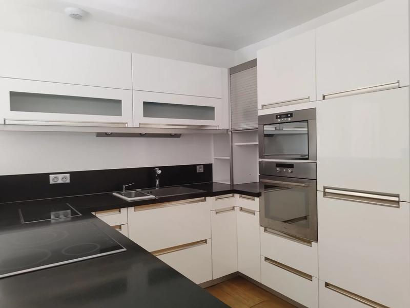 Maison - 80 m² - 6 pièces