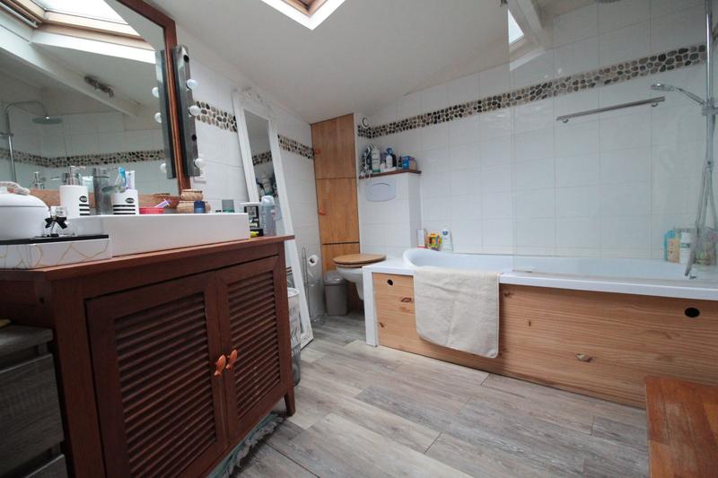 Maison - 60 m² - 3 pièces