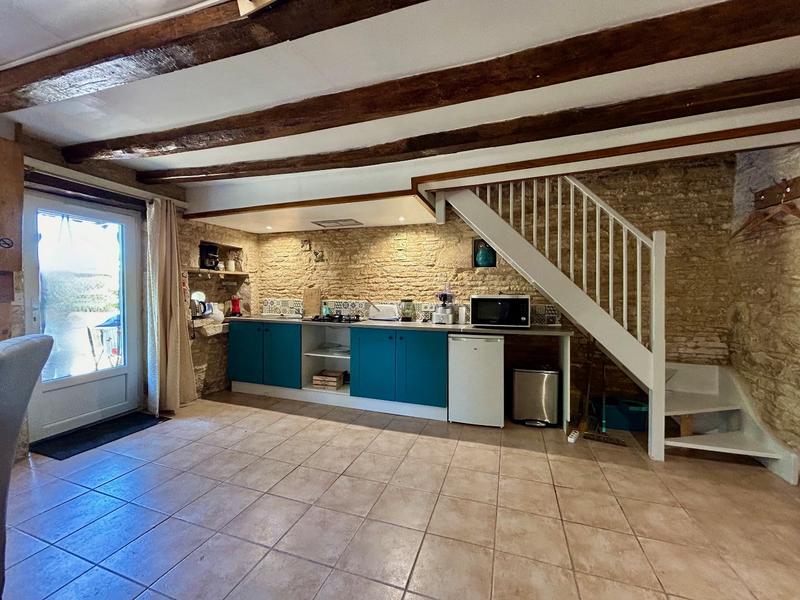 Maison - 177 m² - 11 pièces