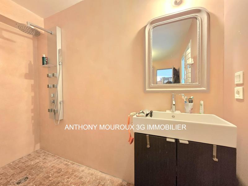 Maison - 188 m² - 7 pièces