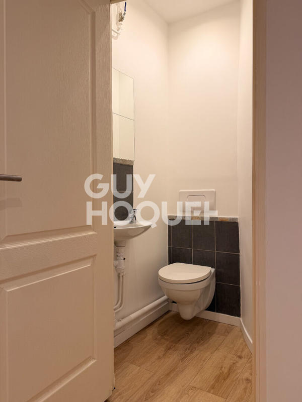 Local d'activité / Entrepôt - 48 m² - 2 pièces