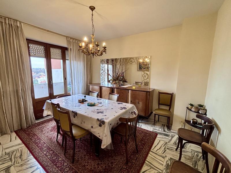 Appartement - 149 m² - 6 pièces