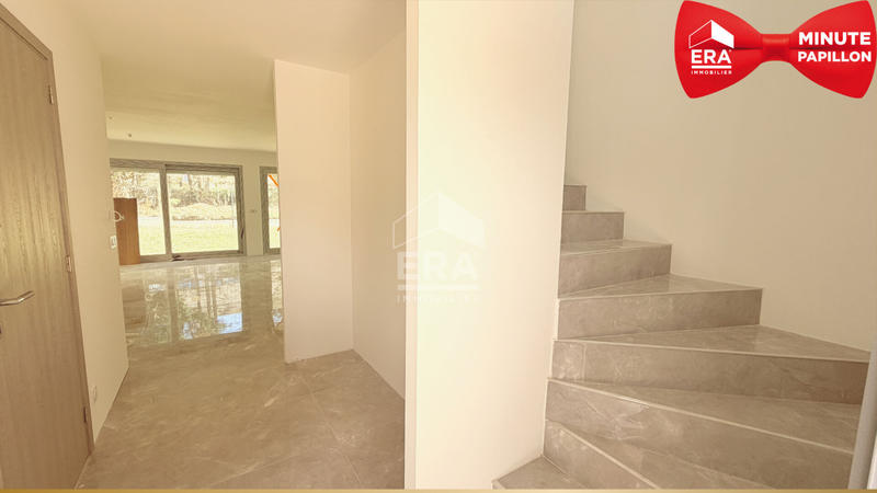 Maison - 139 m² - 5 pièces