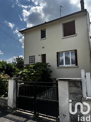 Maison - 91 m² - 4 pièces