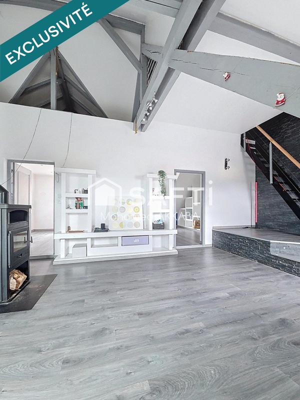 Maison - 310 m² - 12 pièces