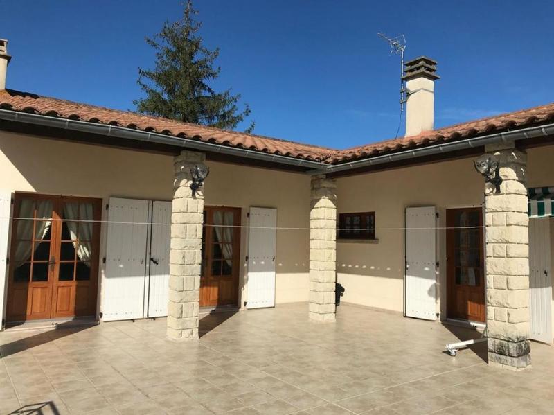 Maison - 190 m² - 10 pièces