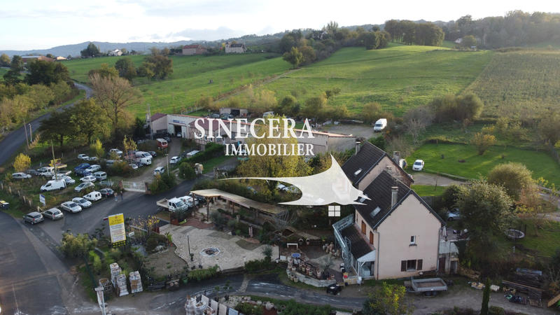 Immeuble - 1 300 m² - 20 pièces