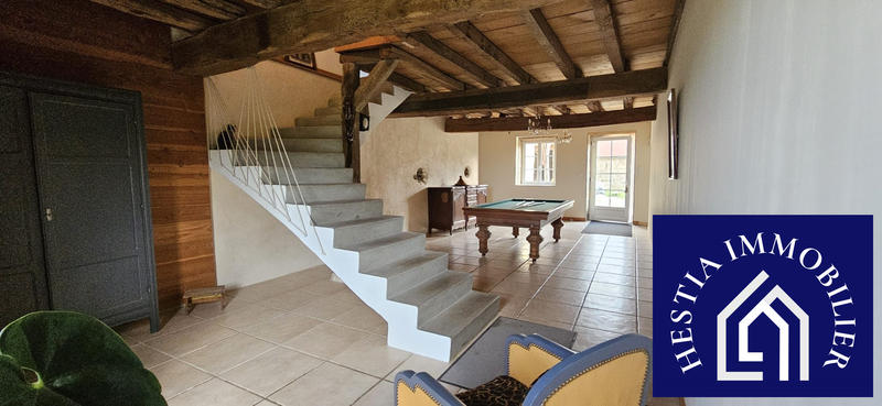 Maison ancienne - 381 m² - 8 pièces