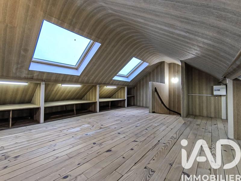 Maison - 85 m² - 5 pièces