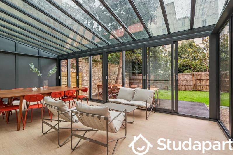 Chambre - 10 m² - 1 pièce