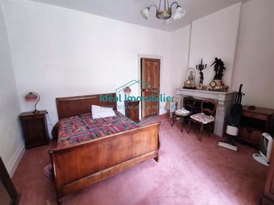 Maison - 160 m² - 7 pièces