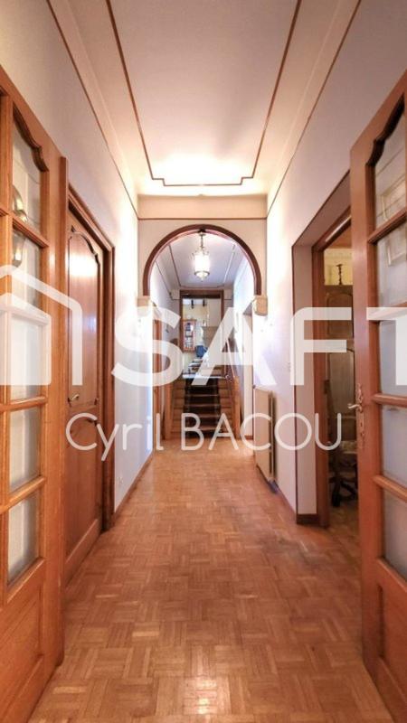 Maison - 200 m² - 6 pièces