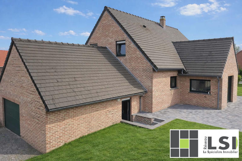 Maison - 130 m² - 9 pièces