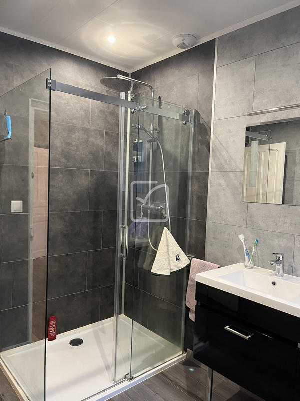 Maison - 127 m² - 6 pièces