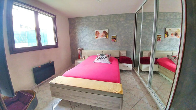 Maison - 151 m² - 6 pièces