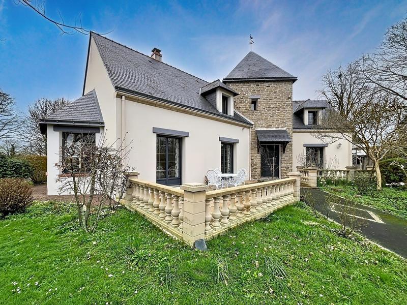 Maison - 220 m² - 7 pièces