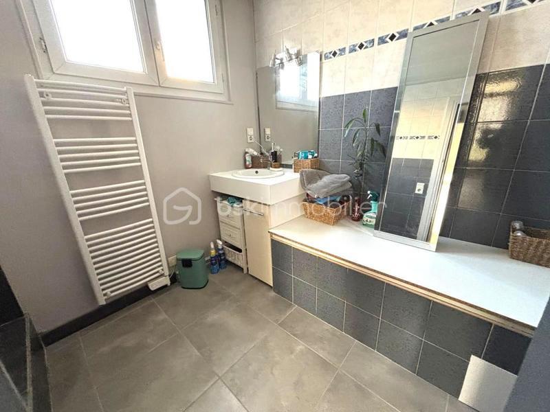 Maison de ville - 110 m² - 4 pièces