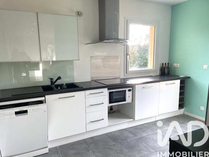 Maison - 98 m² - 4 pièces