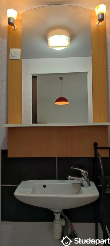 Chambre - 13 m² - 1 pièce