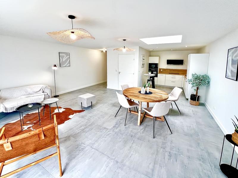 Maison - 108 m² - 4 pièces