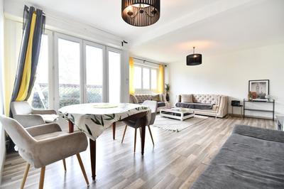 Appartement - 92 m² - 5 pièces