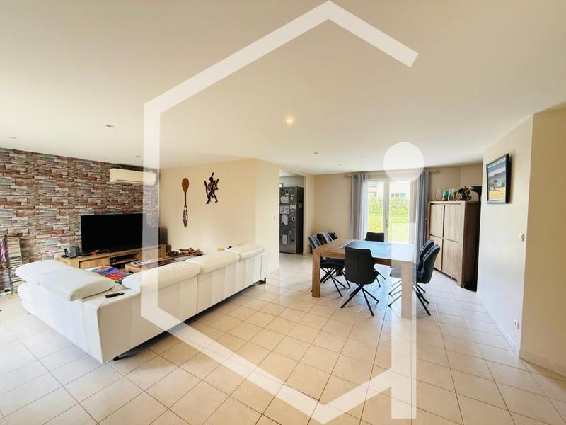 Maison - 107 m² - 5 pièces