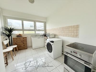 Appartement - 65 m² - 4 pièces