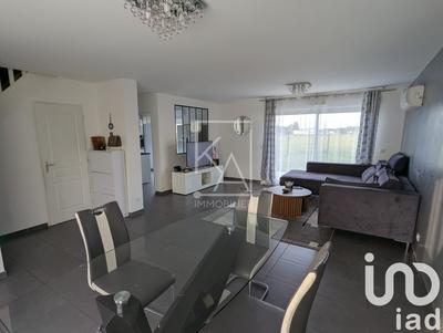 Maison - 122 m² - 4 pièces