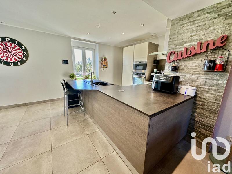 Maison - 111 m² - 5 pièces