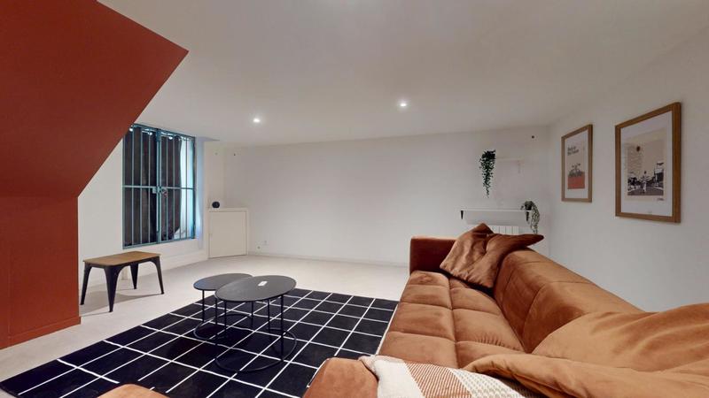 Maison en pierre - 148 m² - 10 pièces