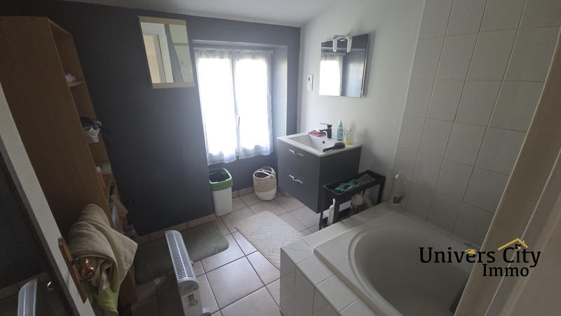 Maison - 122 m² - 5 pièces